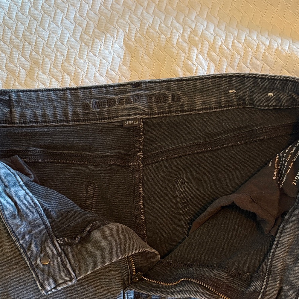 American Eagle Gray Mom Jeans